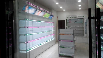 宿迁宿达 化妆品展柜、个人护肤背柜与屈臣氏货柜批发定制专家